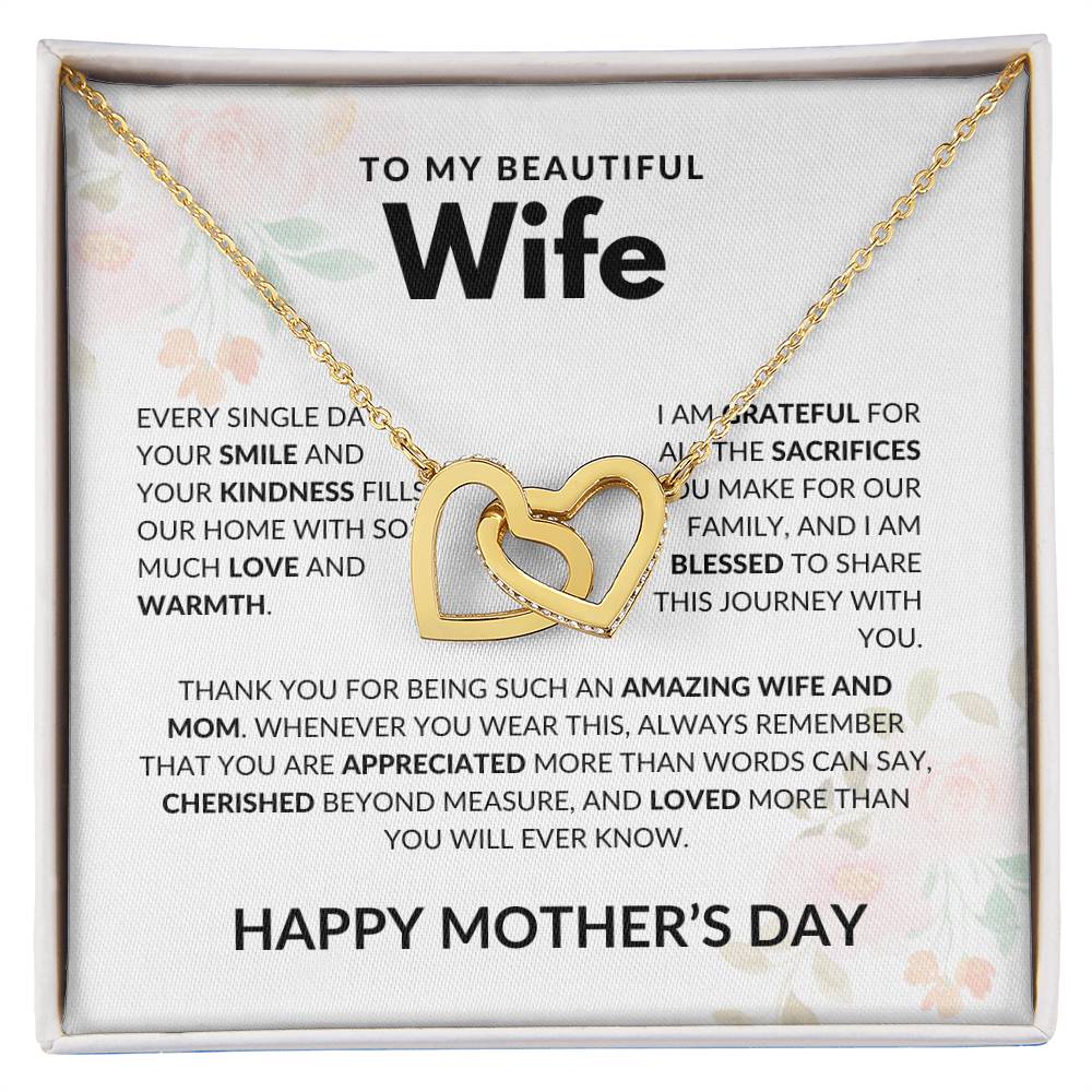 Amazing Wife and Mom - Interlocking Hearts Necklace