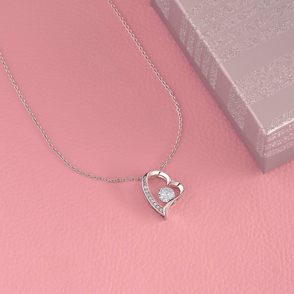 Amazing Wife and Mom - Forever Love Necklace