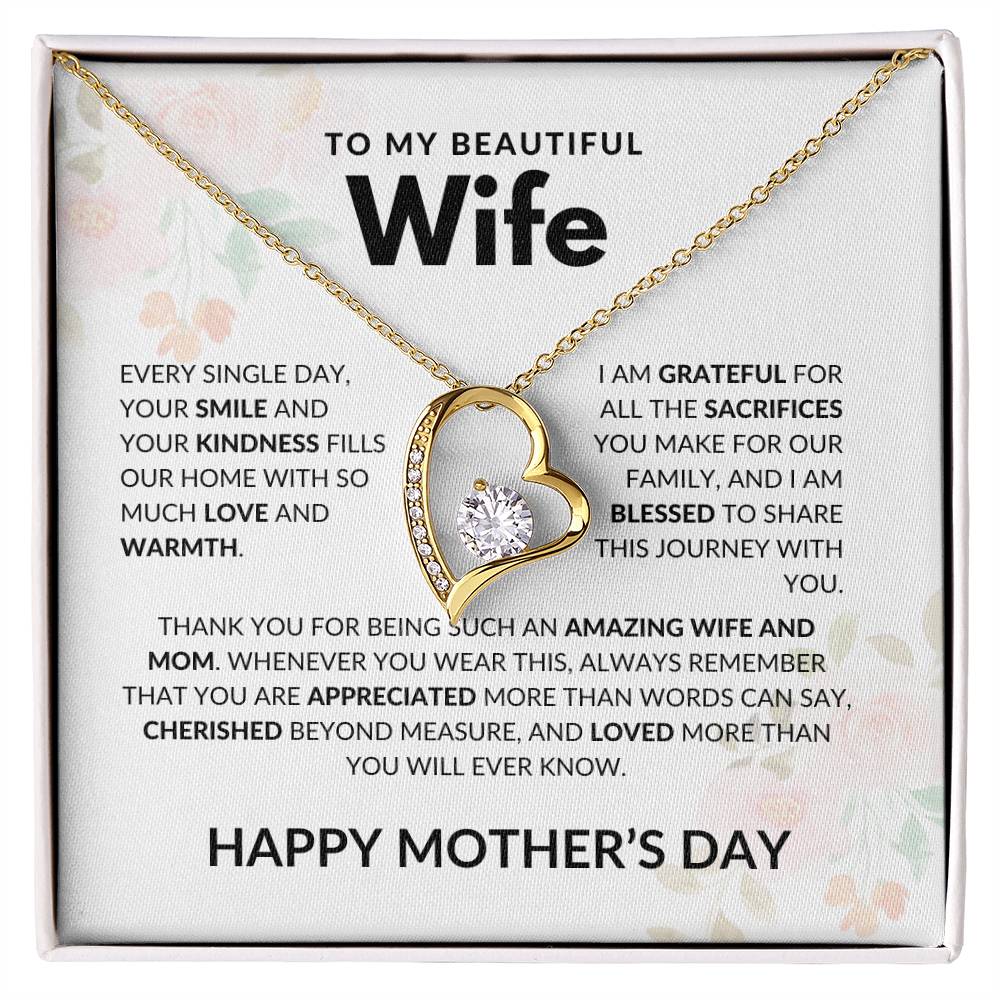 Amazing Wife and Mom - Forever Love Necklace